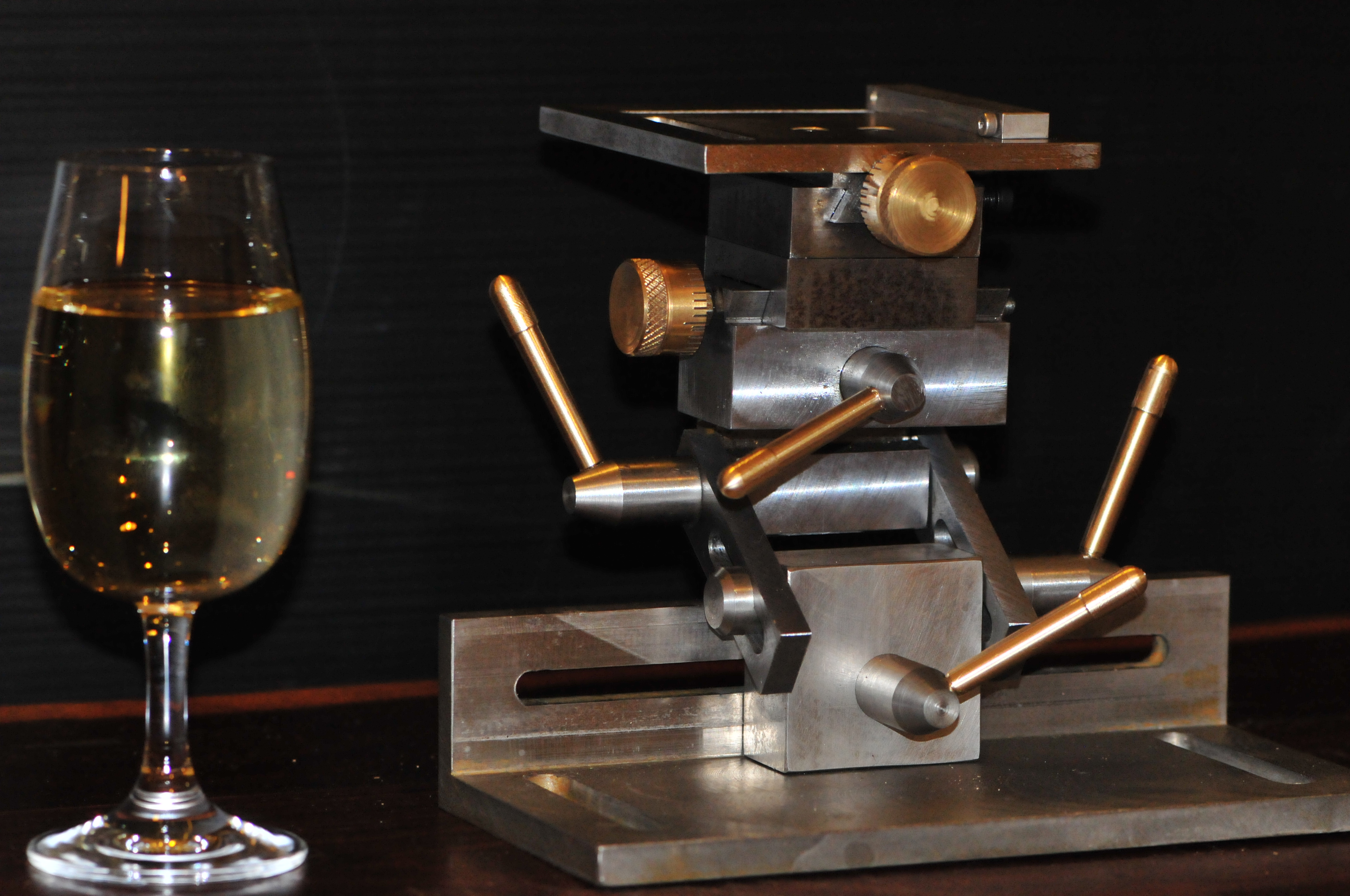 TOOLREST FOR GRINDER