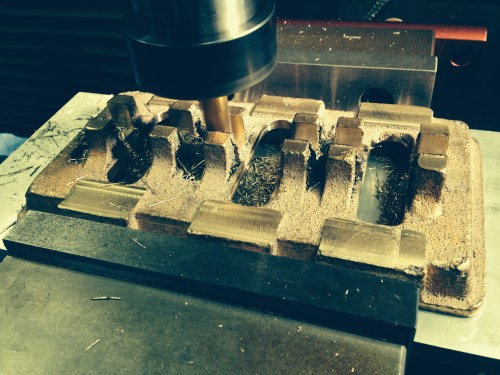 Milling the main bearing housing slots