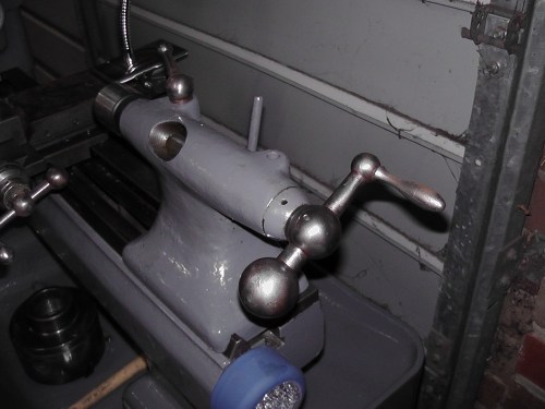 The 1 morse taper tail stocks are a pleasure to use.  Smooth, no discernible play.  Modern lathe makers could take a lesson from these handles.