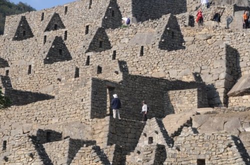 1927655_1065352668471_6728_n