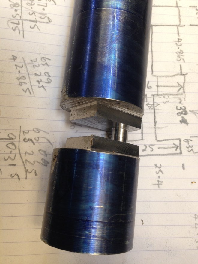 This is the first big end bearing.  The bearing surface was roughed out on the mill (held between centres using the dividing head), then the excess  around the flanges was removed on the mill (with the workpiece held in the milling vice),  then the bearing surface was finished in the lathe.