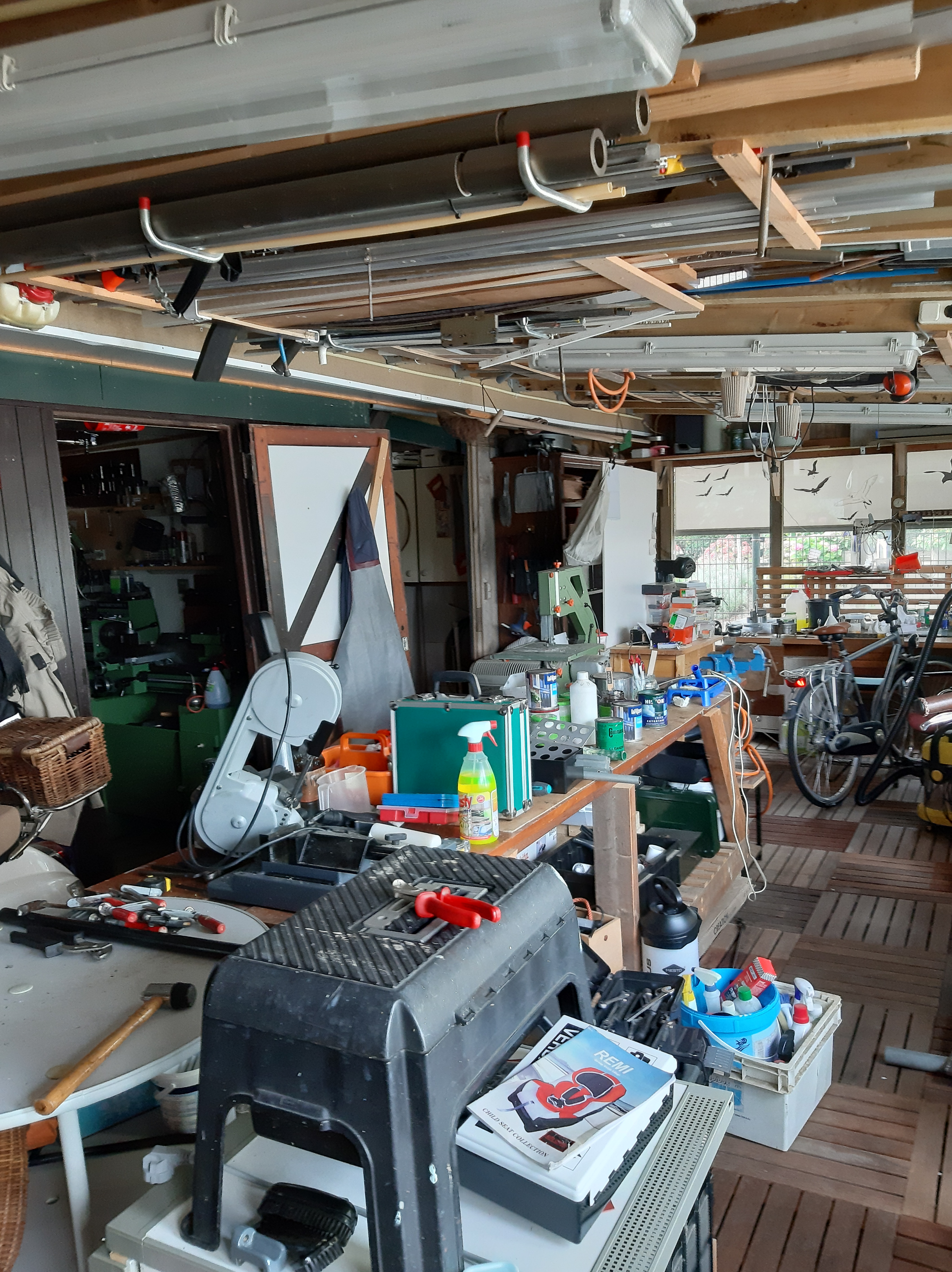 big workbench with storage against the sailing room 3.jpg
