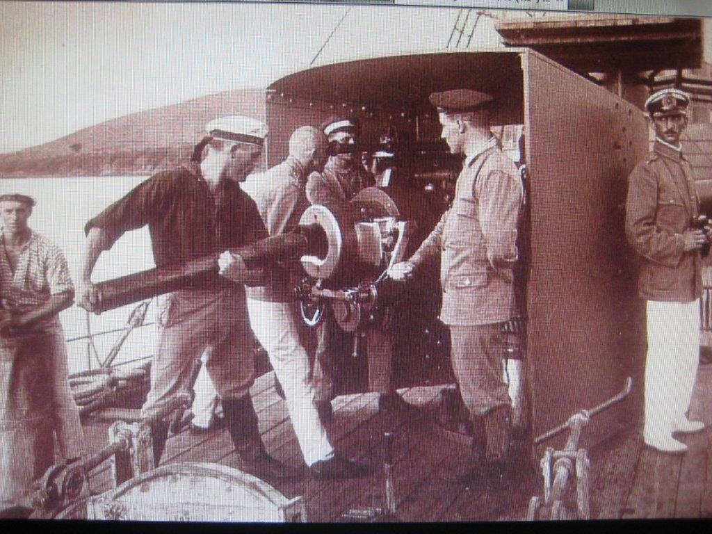 Konigsberg Gun on Graf von Gotzen.jpg